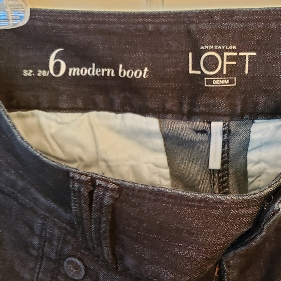 Ann Taylor Modern Boot Dark wash Jeans waist 31 - Picture 6 of 6